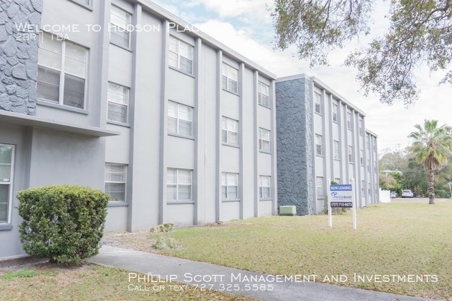 Building Photo - Welcome to The Waverly at Gulfport!!