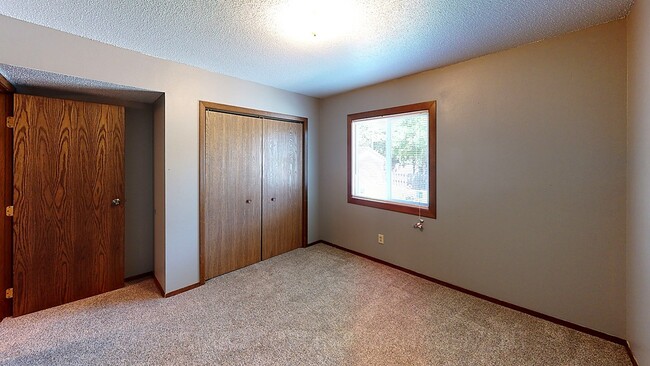 Building Photo - 1514 Cedar St
