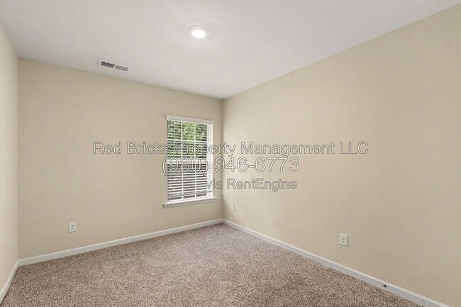 Building Photo - 6049 Guildford Hill Ln