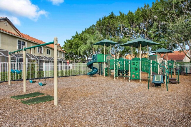 Building Photo - 850 Sorrento Dr