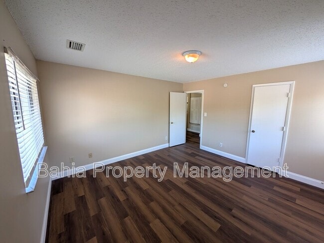 Building Photo - 13401 Arbor Pointe Cir