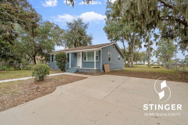 Building Photo - 607 Greenway Ct