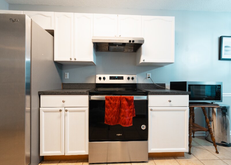 Building Photo - 7401 Starvalley Dr