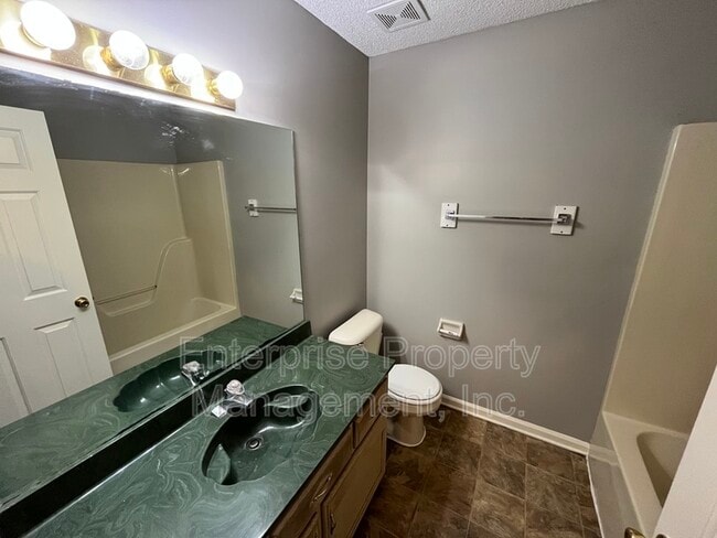 Building Photo - 5620 Dedo Cir