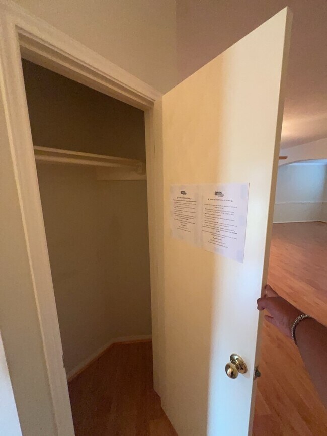 Building Photo - 5523 Dapplewood Ln