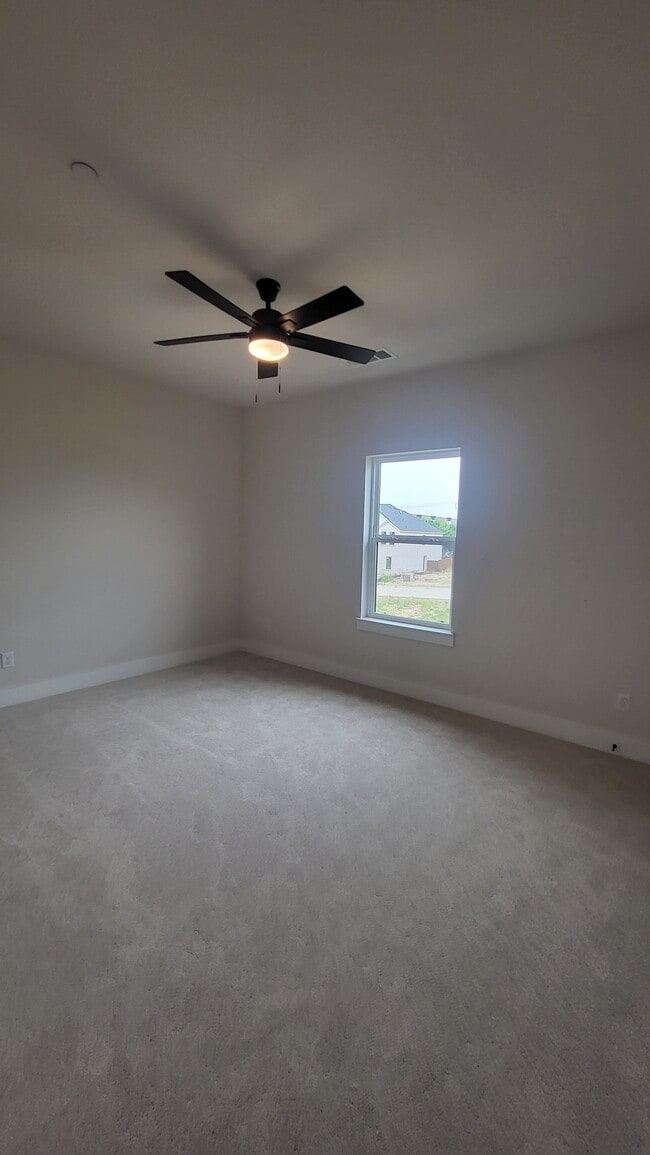 Building Photo - 2348 Alsiddiq Dr