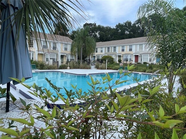 Building Photo - 13543 Embassy Park Ct