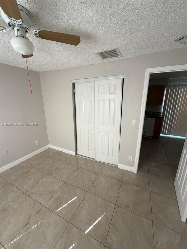 Building Photo - 805 NW 4th Ave