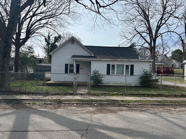 Building Photo - Cozy 2-Bedroom Home for Rent in Gaffney, SC