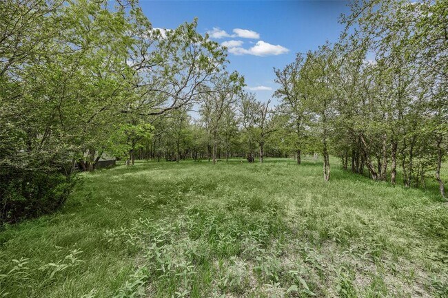 Building Photo - 184 Oak Forest Ct