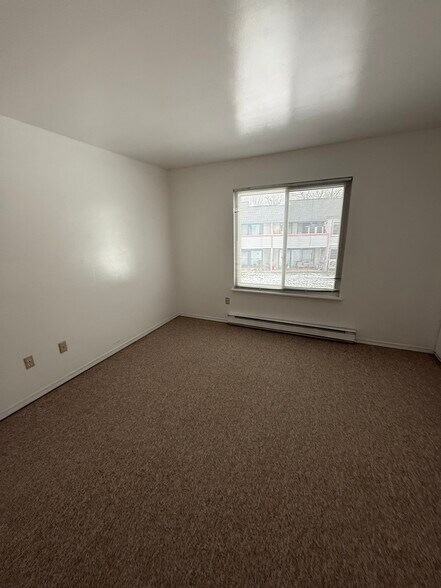 Building Photo - 96 Candlewood Dr