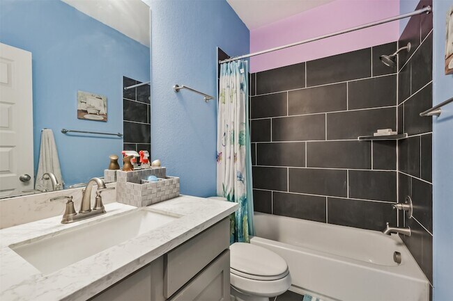 Building Photo - 27208 Starry Oaks Dr