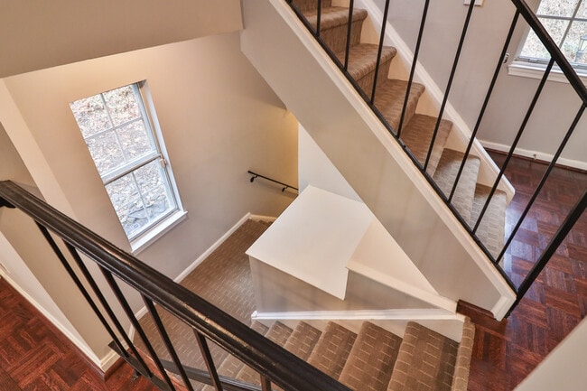 Building Photo - 10488 Parthenon Ct