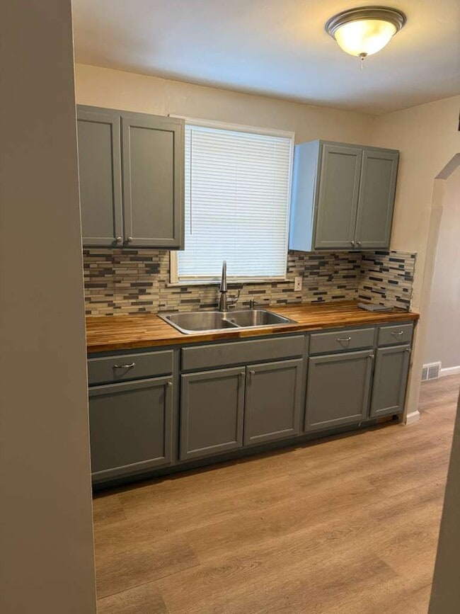 Building Photo - 19784 Patton St