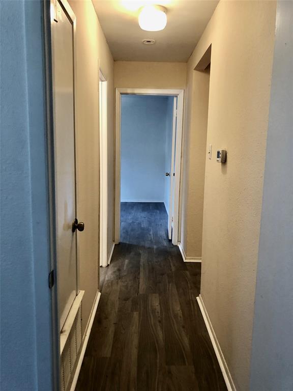 Building Photo - 718 Decker Prairie Dr