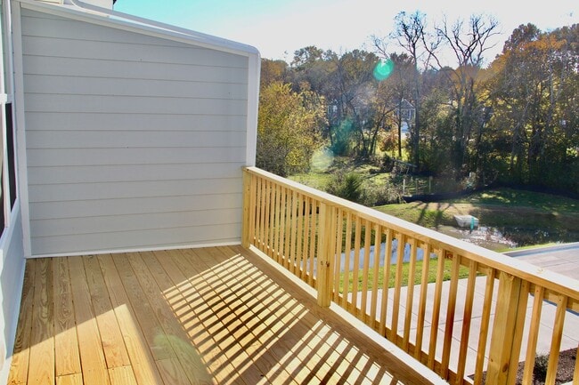 Building Photo - 466 Blair Rd