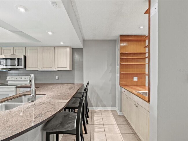 Building Photo - 2577 Dolly Bay Dr