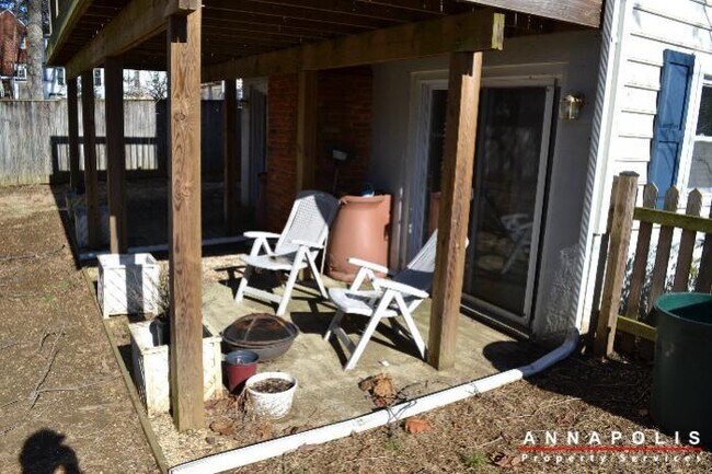 Building Photo - 227 dewey drive