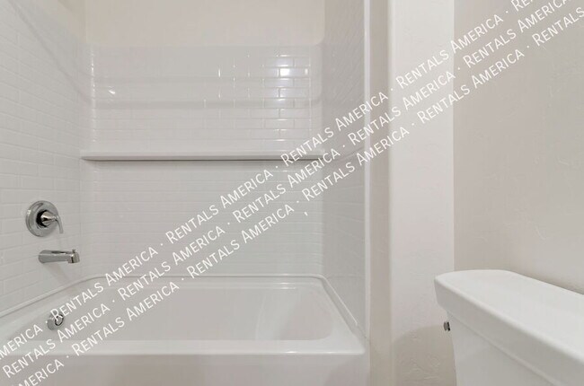 Building Photo - 5468 W Monterey Dr