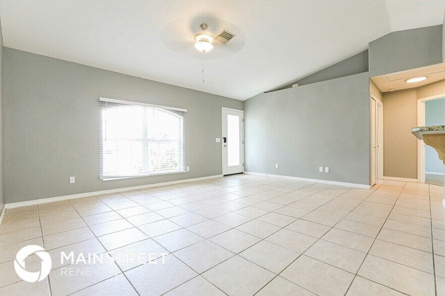 Building Photo - 3701 Caballero Ave