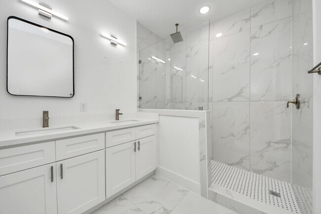 Building Photo - 9409 Caddo Rd