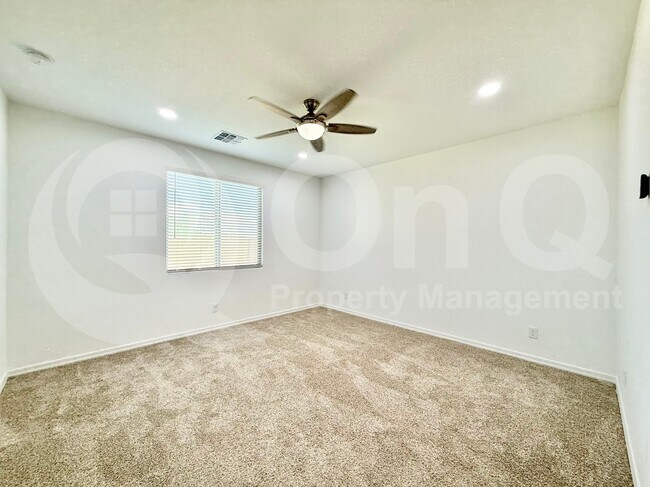 Building Photo - 25493 N 143rd Dr