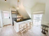 Building Photo - 30 Thornley St