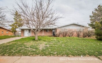 Building Photo - 1906 N Pecos St