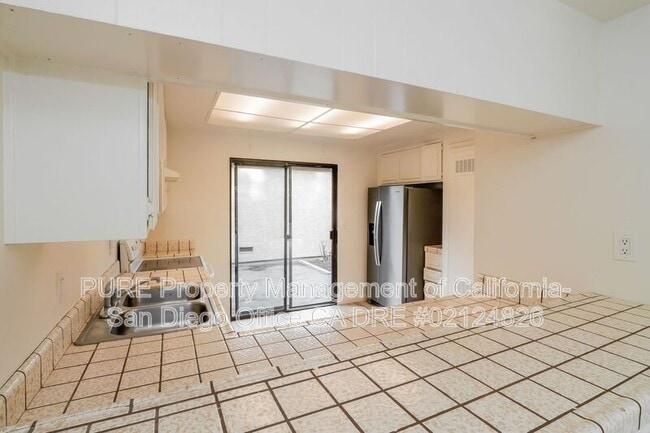 Building Photo - 6797 Lambert Way