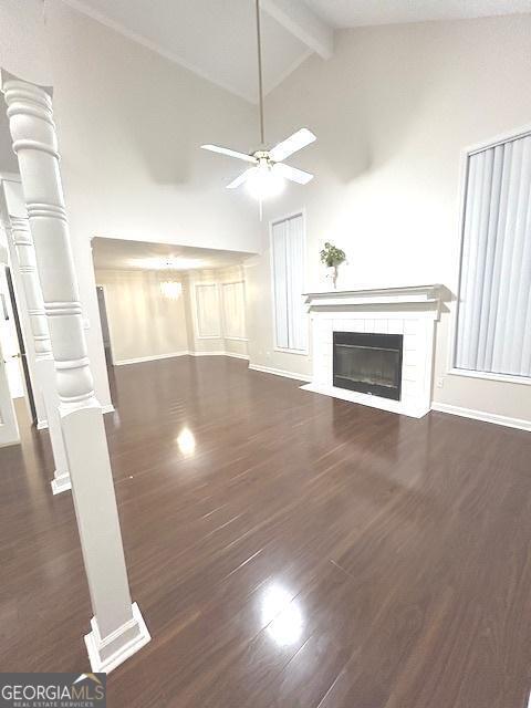 Building Photo - 305 Carriage Chase