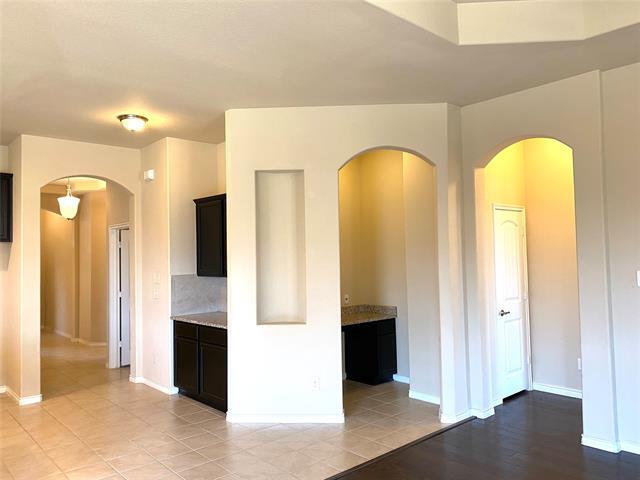 Building Photo - 543 Haven Dr