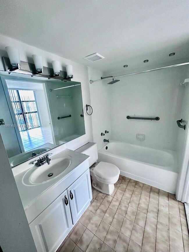 Building Photo - 11750 SW 18th St