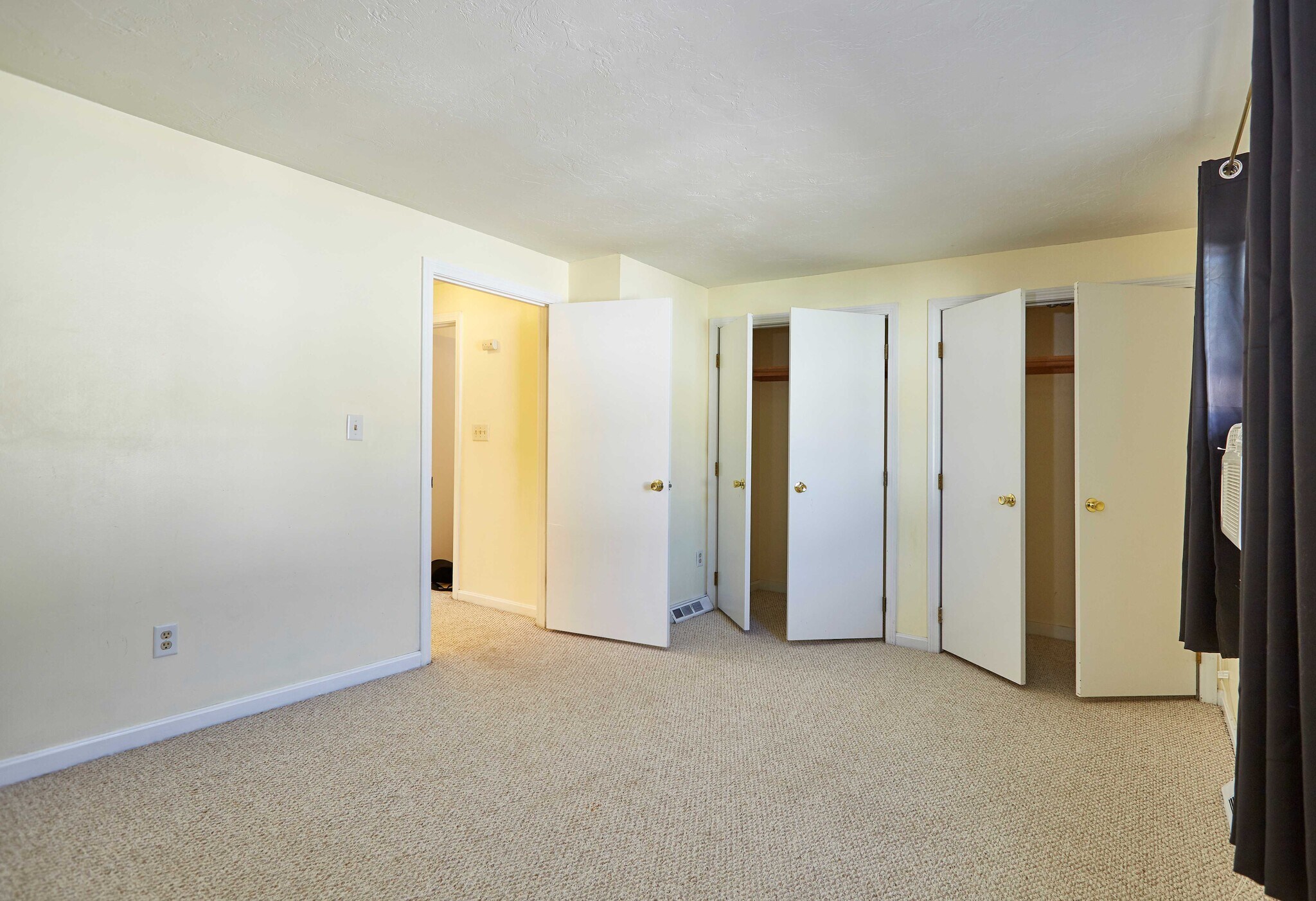 Building Photo - 31 Reservoir St