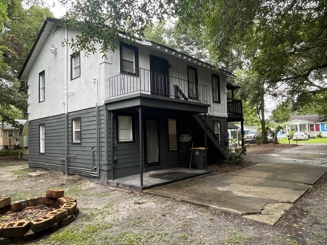 Building Photo - 1035 Maynard St