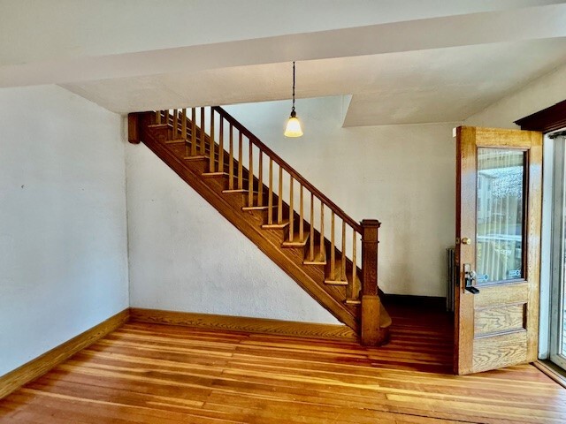 Building Photo - 51 Nesbit Ave