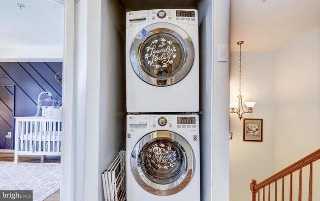 Building Photo - 6809 Stone Maple Terrace