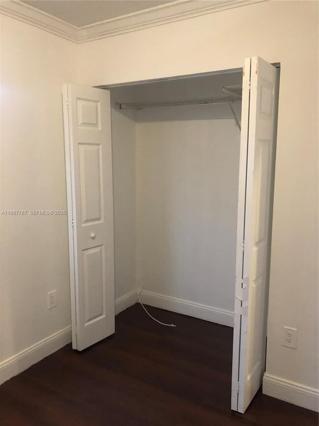 Building Photo - 19319 NW 54th Ct