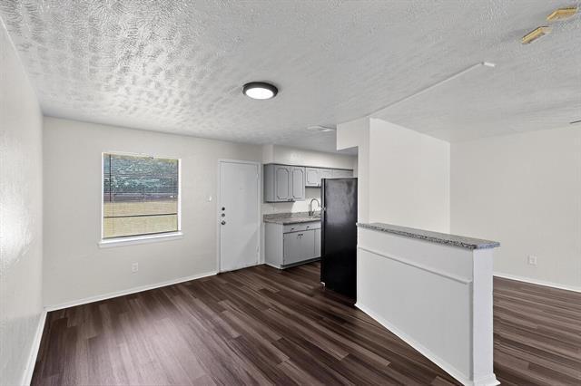 Building Photo - 6321 Silvery Moon Dr