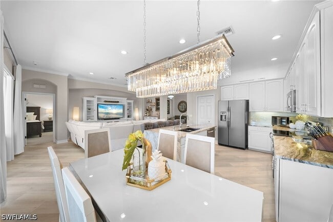 Building Photo - 14321 Manchester Dr