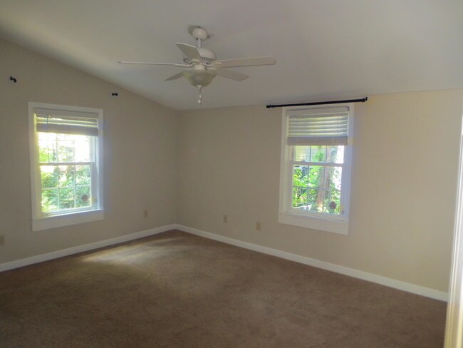Building Photo - 763 S Ashe St