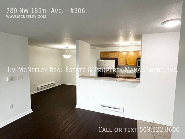 Building Photo - 780 NW 185th Ave