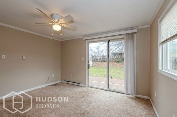 Building Photo - 304 W Van Buren Ave