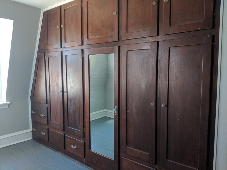 Lots and lots of storage! Master suite built-in - 935 N 5th St