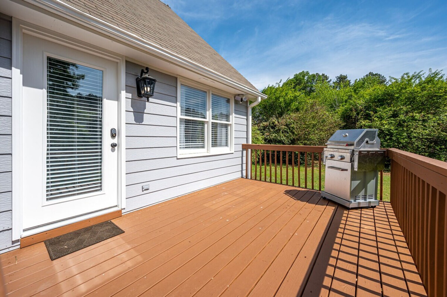 Building Photo - 9 Southview Dr