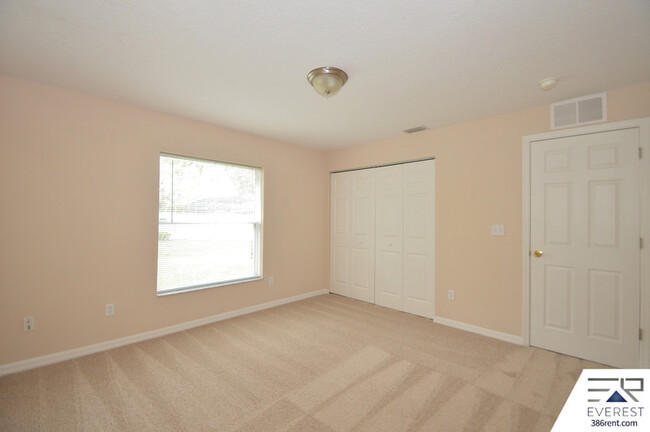 Building Photo - 19 Burgess Pl