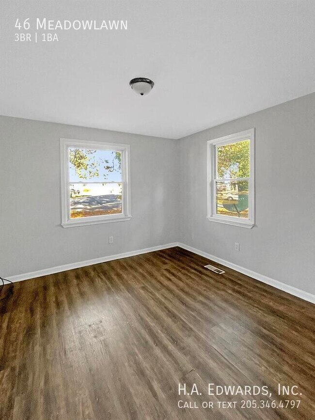 Building Photo - 46 Meadowlawn-