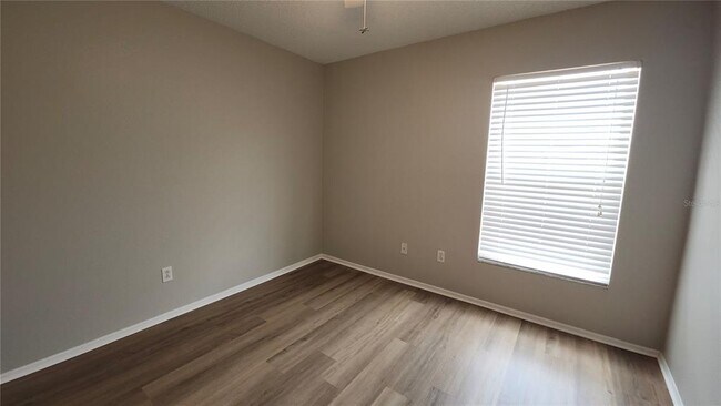 Building Photo - 12507 Midpointe Dr