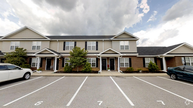 Building Photo - 347 Family Lodge Dr