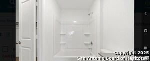 Building Photo - 1635 Knoll Rdg