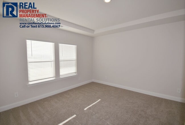 Building Photo - Beautiful 3 bedroom home in Murfreesboro! Off of Veterans Pkwy!